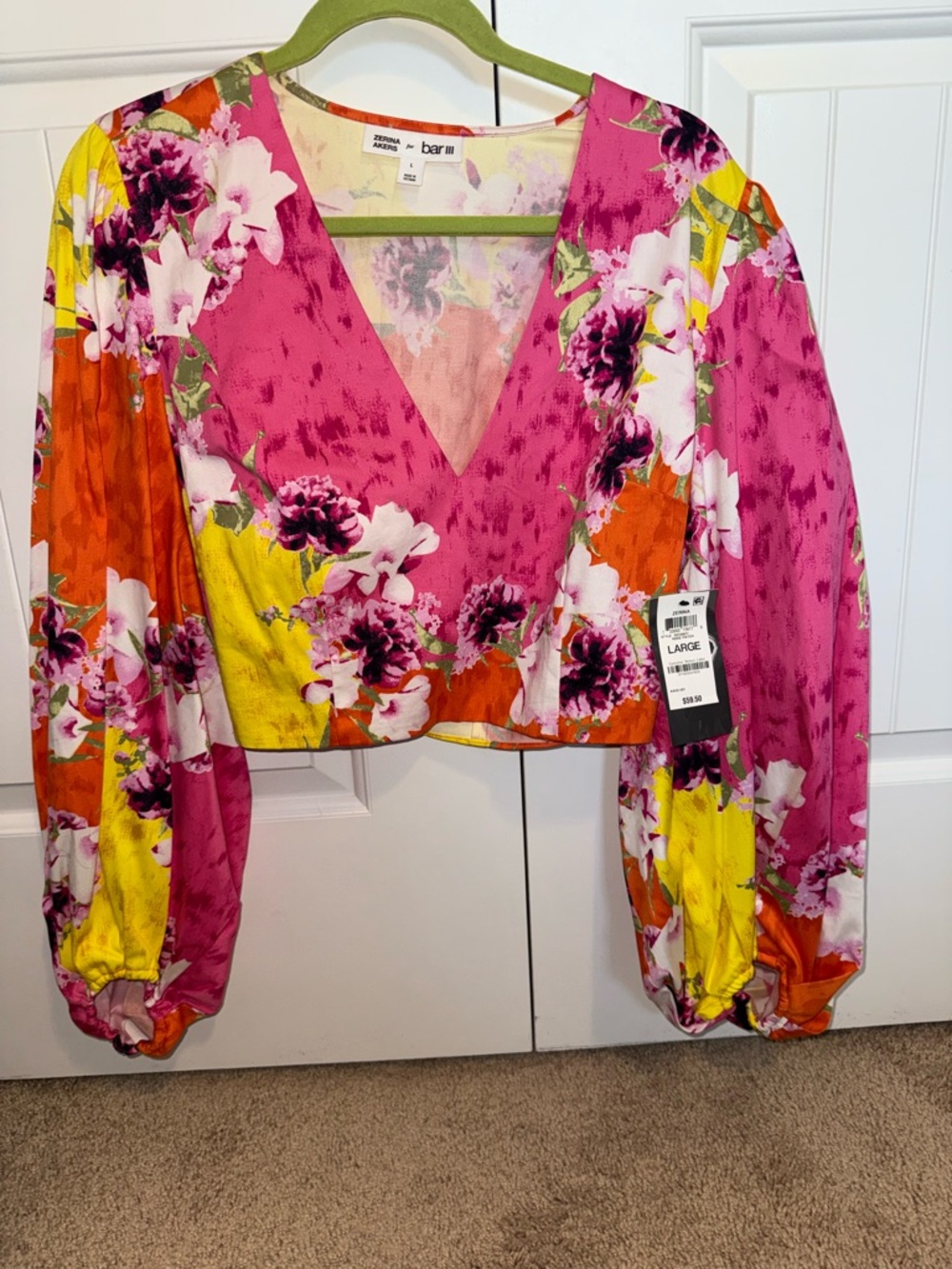 Bar III Fuchsia Floral V-Neck Balloon Sleeve Crop Top